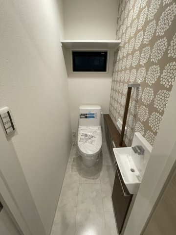 播磨町2丁目戸建のトイレ写真