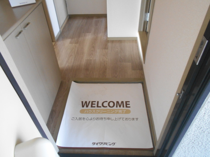 玄関　※別号室写真参照