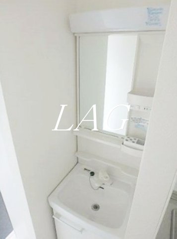 洗面設備　洗面台です。