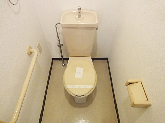 トイレ　※同建物の類似写真となります。