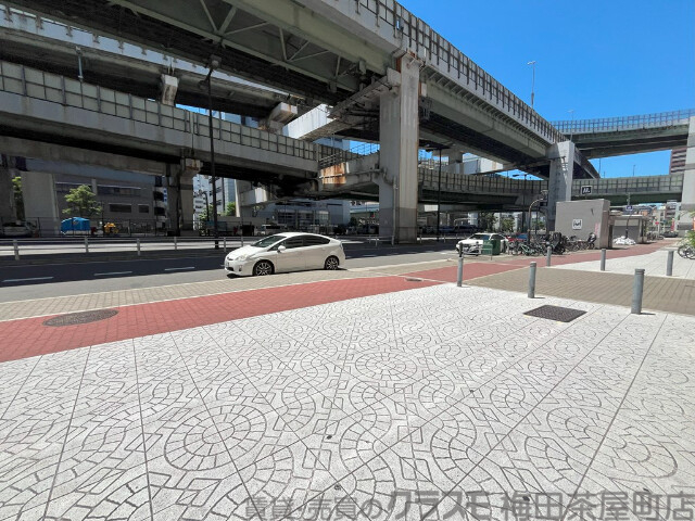 その他　周辺道路（その他）まで10m