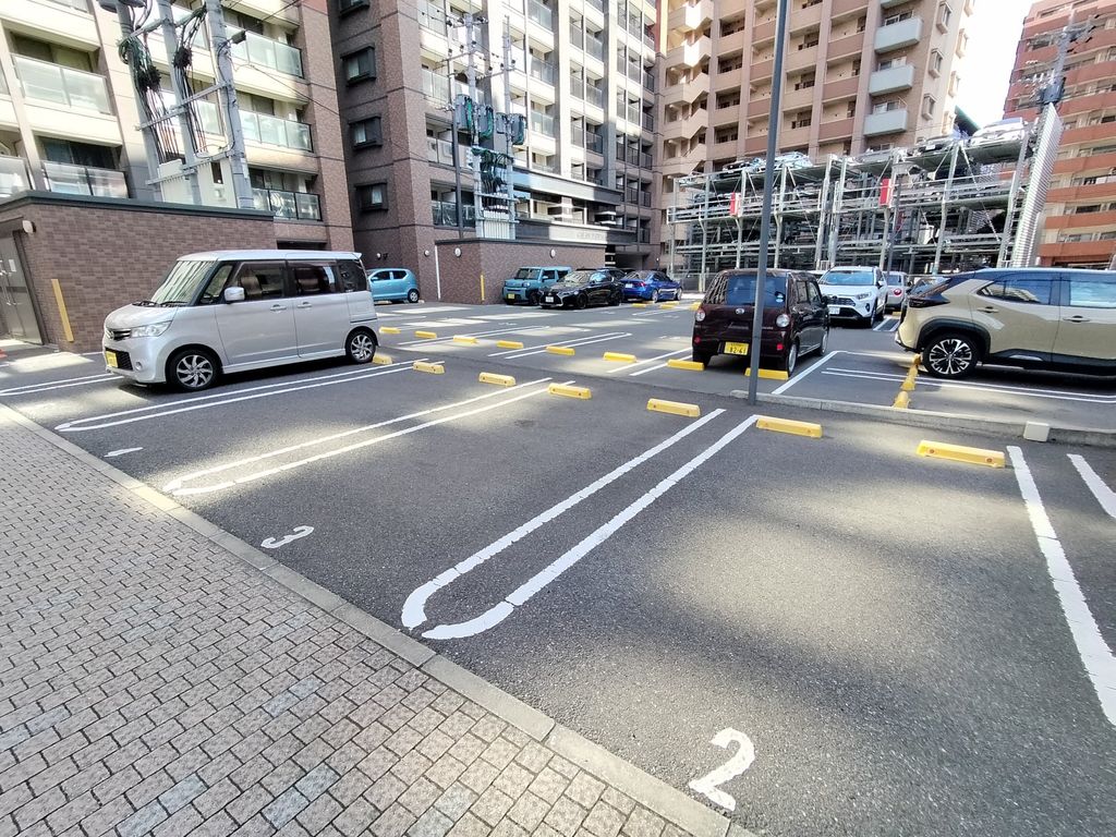 駐車場　駐車場