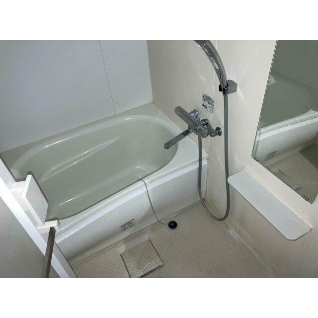 バス・シャワールーム　※別部屋参考写真