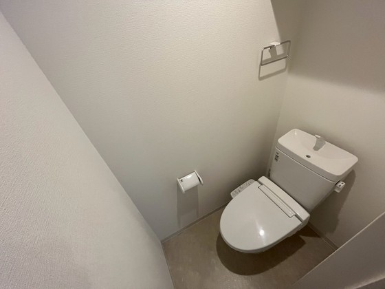 トイレ　※別部屋の写真です