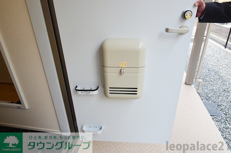 レオネクスト沼南8の玄関写真