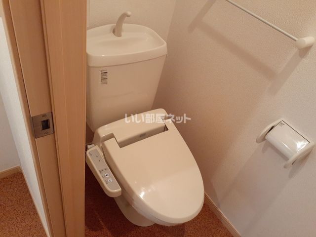 サイドウォークのトイレ写真