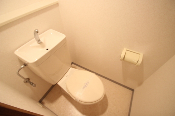 トイレ　※別部屋の写真です