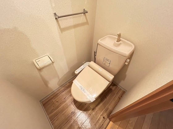 トイレ　※別部屋の写真です