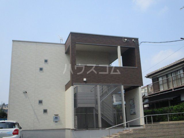 クレイノディン カントの外観写真