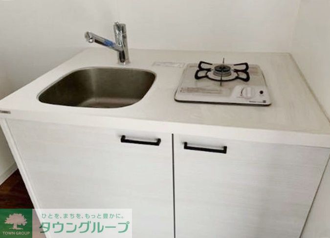 ＪＲ常磐線 松戸駅 徒歩12分 2階建 築38年のキッチン写真
