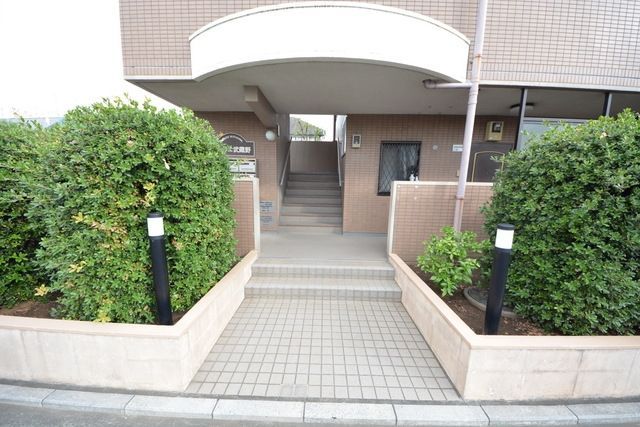 エントランス　外観
