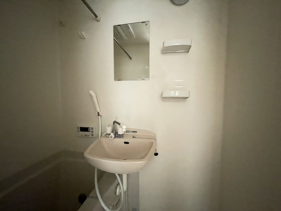 洗面設備　※別部屋の写真です