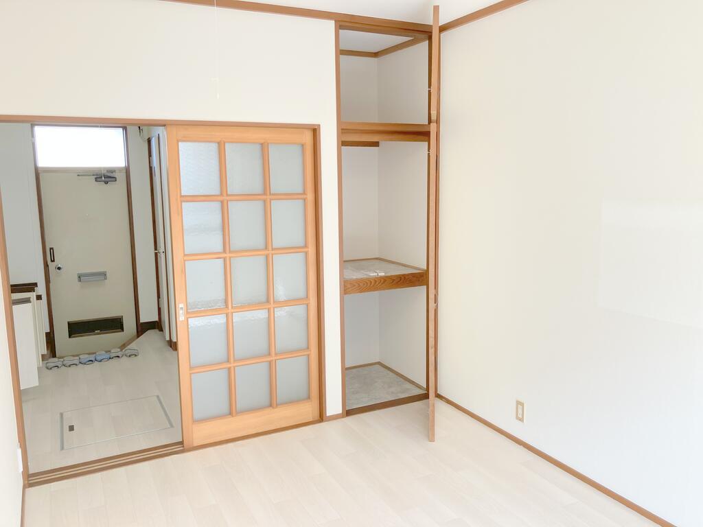 第一栄荘の居間写真