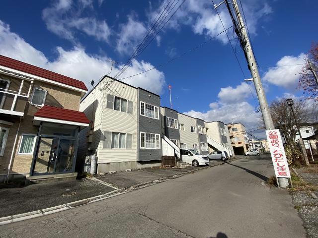 北海道函館市富岡町３（アパート）の賃貸物件の外観
