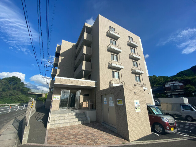 糟屋郡宇美町大字井野のマンションの建物外観