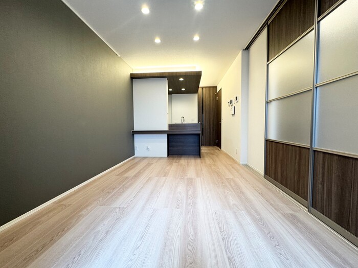 居室・リビング　LDK（別角度）