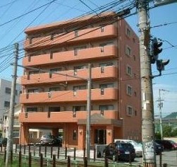 パラドールIIIの建物外観