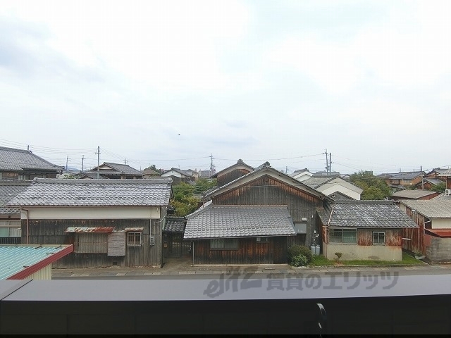 【近江八幡市西庄町のアパートの眺望】