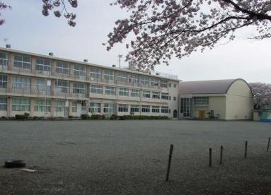 【グリーンライフ奥津の小学校】