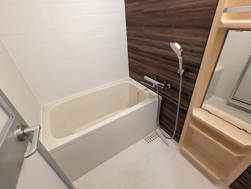 バス・シャワールーム　同間取参照