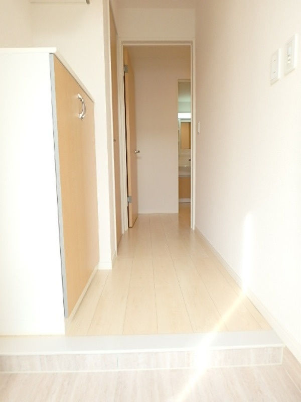 玄関　図面と現状に相違がある場合には現状を優先