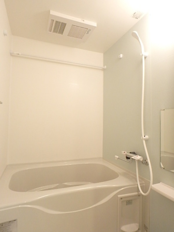 バス・シャワールーム　図面と現状に相違がある場合には現状を優先