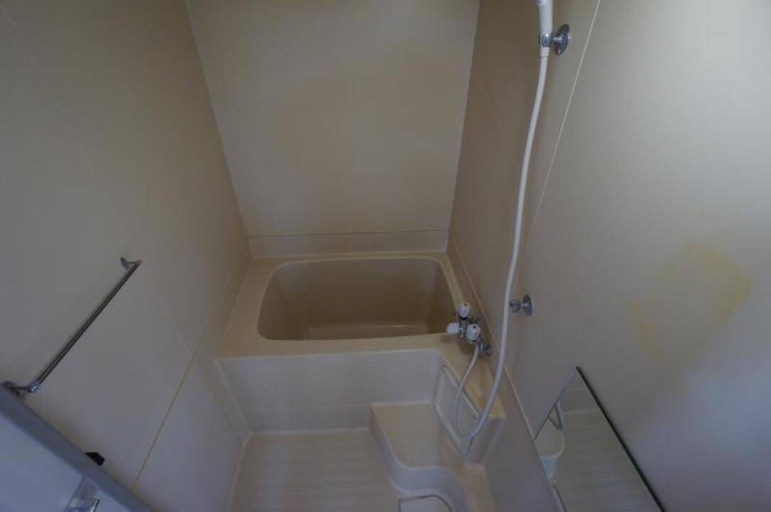 バス・シャワールーム　浴室