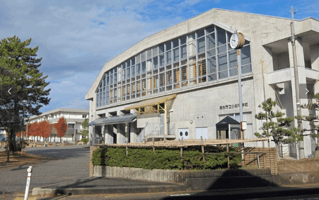 中学校　射水市立小杉中学校（中学校）まで444m