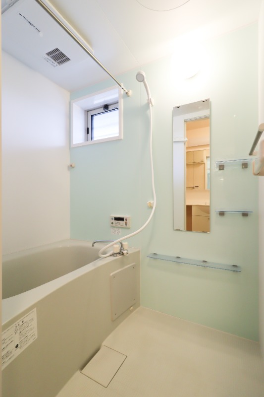 バス・シャワールーム　図面と現状に相違がある場合には現状を優先