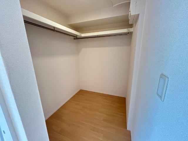 収納　ウォークインクローゼット