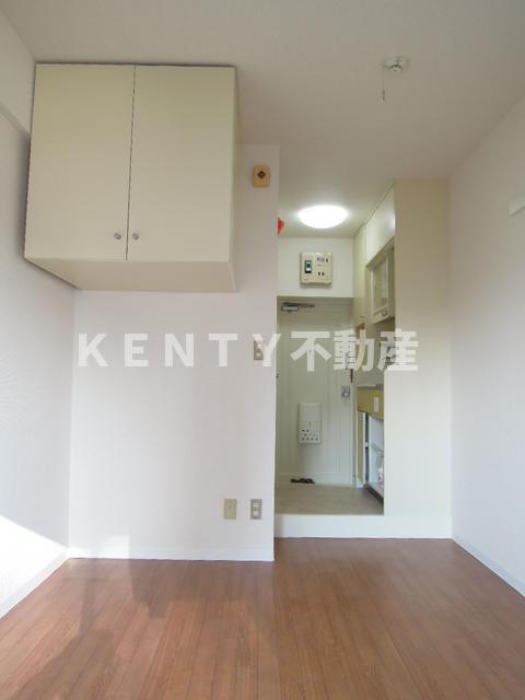 その他部屋・スペース　落ち着いて過ごせるお部屋なので、寝室にいかがでしょうか