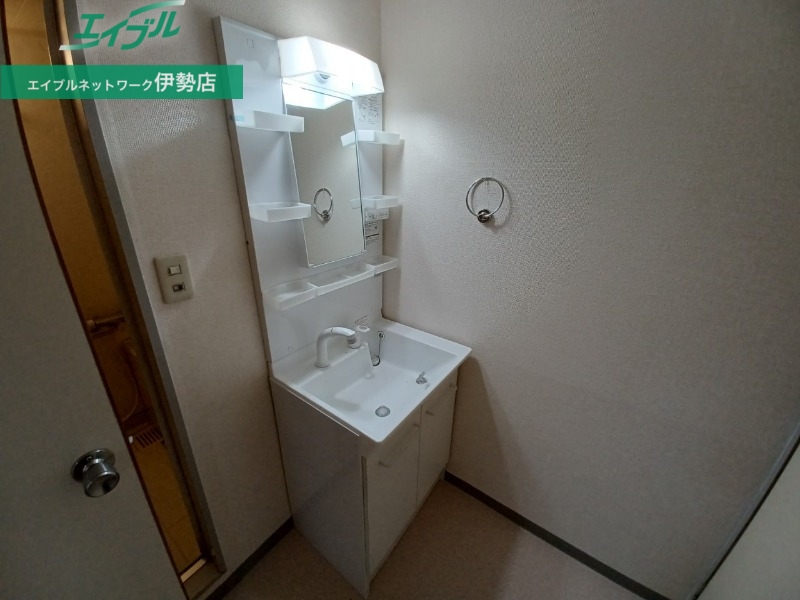 洗面設備　同物件別室写真