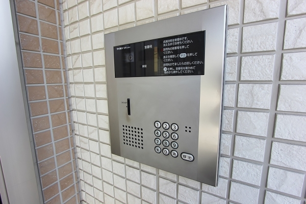 エントランス　オートロック