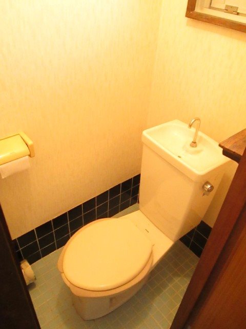 トイレ　部屋写真使用