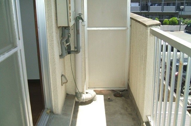 バルコニー　部屋写真使用