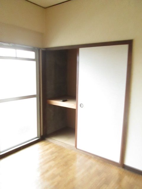 収納　部屋写真使用