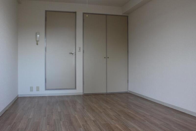 居室・リビング　明るいお部屋でゆったりとした生活を