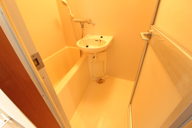 バス・シャワールーム　同タイプ別室参考写真※現状優先