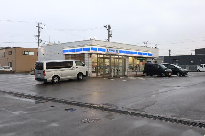 コンビニ　ローソン御経塚北店（コンビニ）まで911m