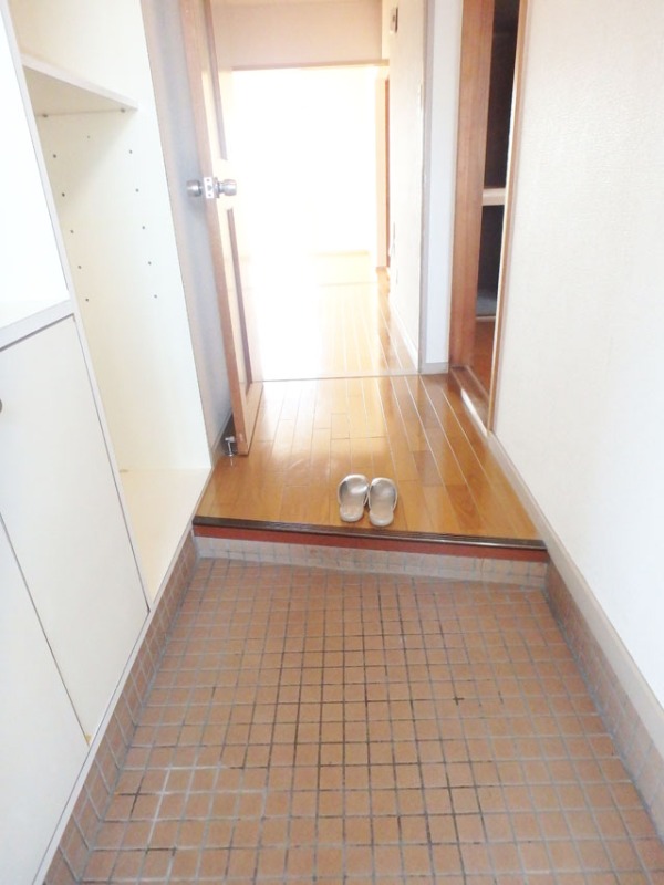 玄関　下駄箱付き☆