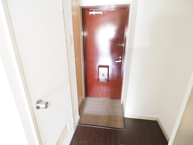 玄関　落ち着いた玄関です