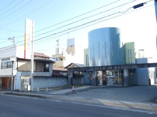 銀行　福島銀行保原支店（銀行）まで462m