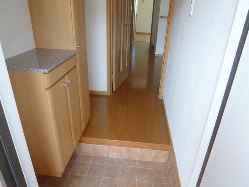 玄関　図面と現状に相違がある場合には現状を優先