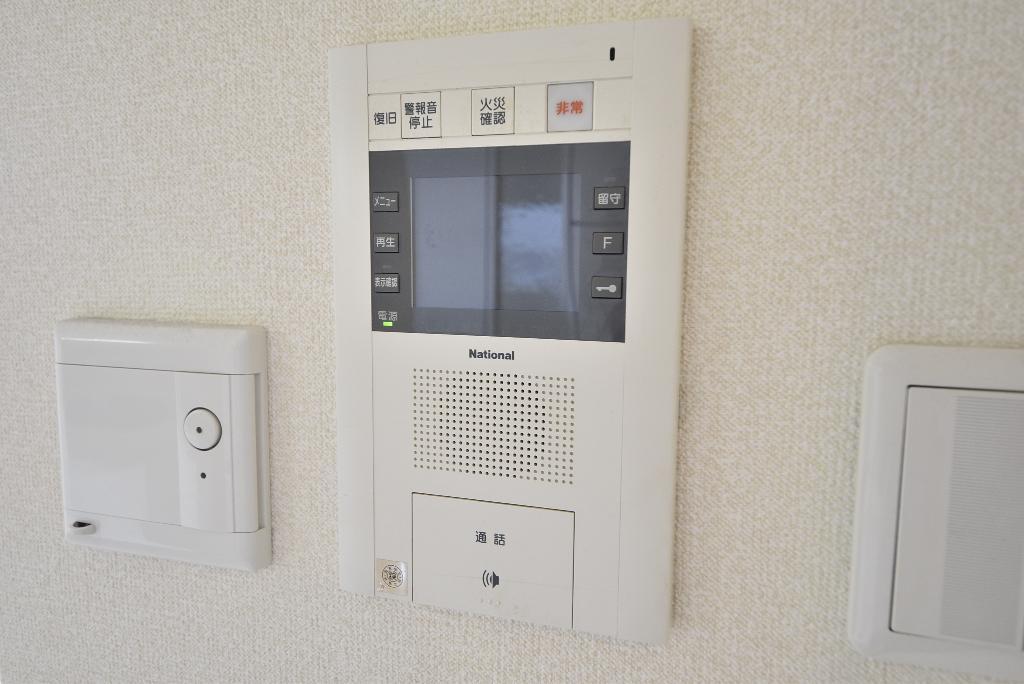 セキュリティ　カメラ付インターホン