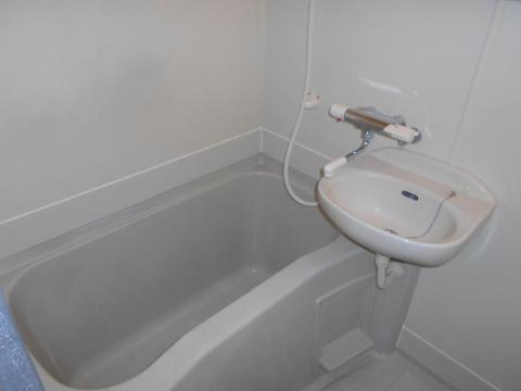 バス・シャワールーム　バス