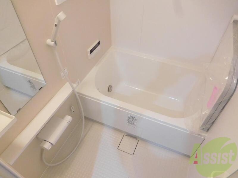 バス・シャワールーム　最新のお風呂ですね！