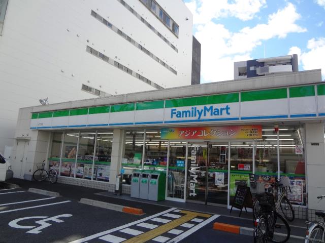コンビニ　ファミリーマート（コンビニ）まで100m