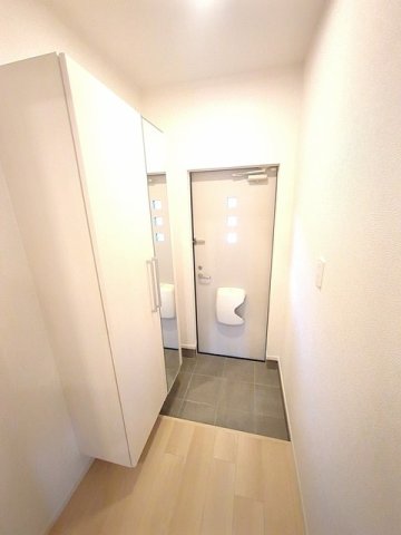玄関　明るい玄関です