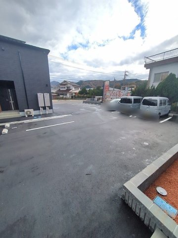 駐車場　駐車場完備です