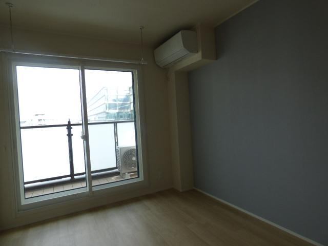 居室・リビング　エアコン付き